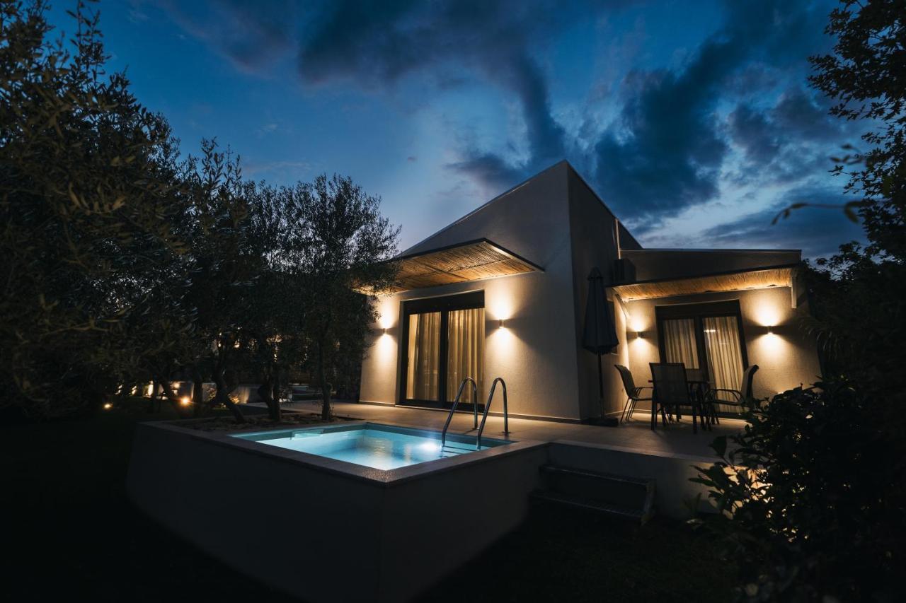 Octo Villas Complex Nea Iraklitsa Exterior foto